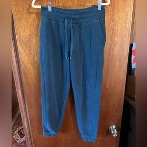 Lululemon sweatpants